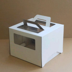 Škatla za torto z oknom, z ročaji 260x260x200 mm mikro valovit karton bela (25 db/csomag)